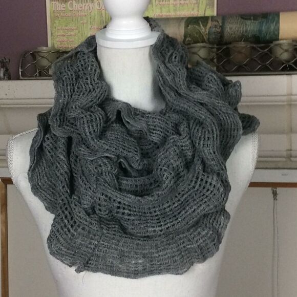 Cecico lacy crochet elasticized Infinity scarf❤️SALE - Picture 1 of 6